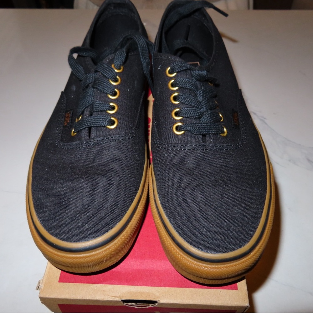 Vans Authentic Skate black/gum bottom